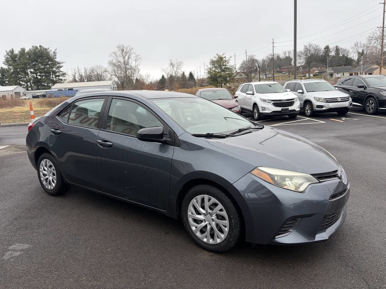 Used 2015 Toyota Corolla LE FWD image 5