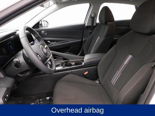 Certified 2025 Hyundai Elantra SEL image 22