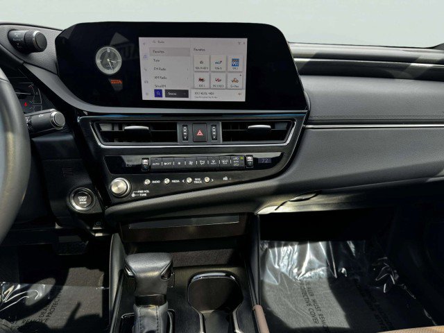 Used 2023 Lexus ES 350 image 32