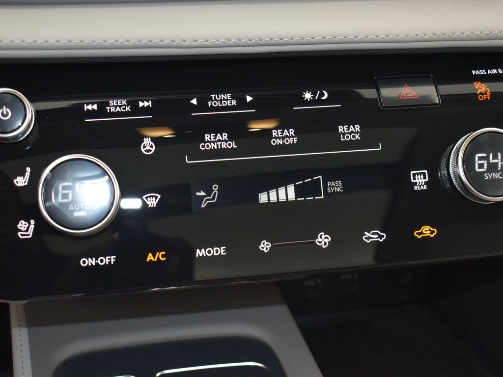 New 2026 INFINITI QX60 Luxe image 12