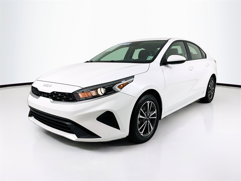Used 2024 Kia Forte LXS