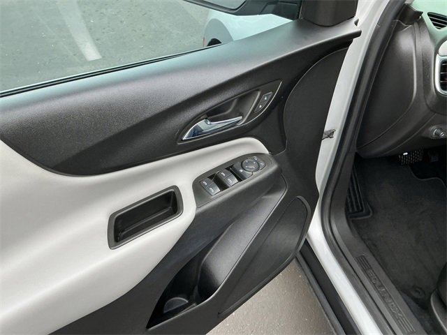 Used 2022 Chevrolet Equinox LS w/ LS Convenience Package image 17