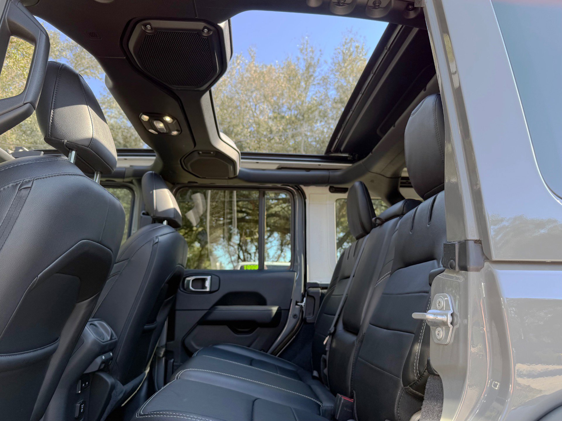 Used 2019 Jeep Wrangler Unlimited Rubicon AWD/4WD image 47