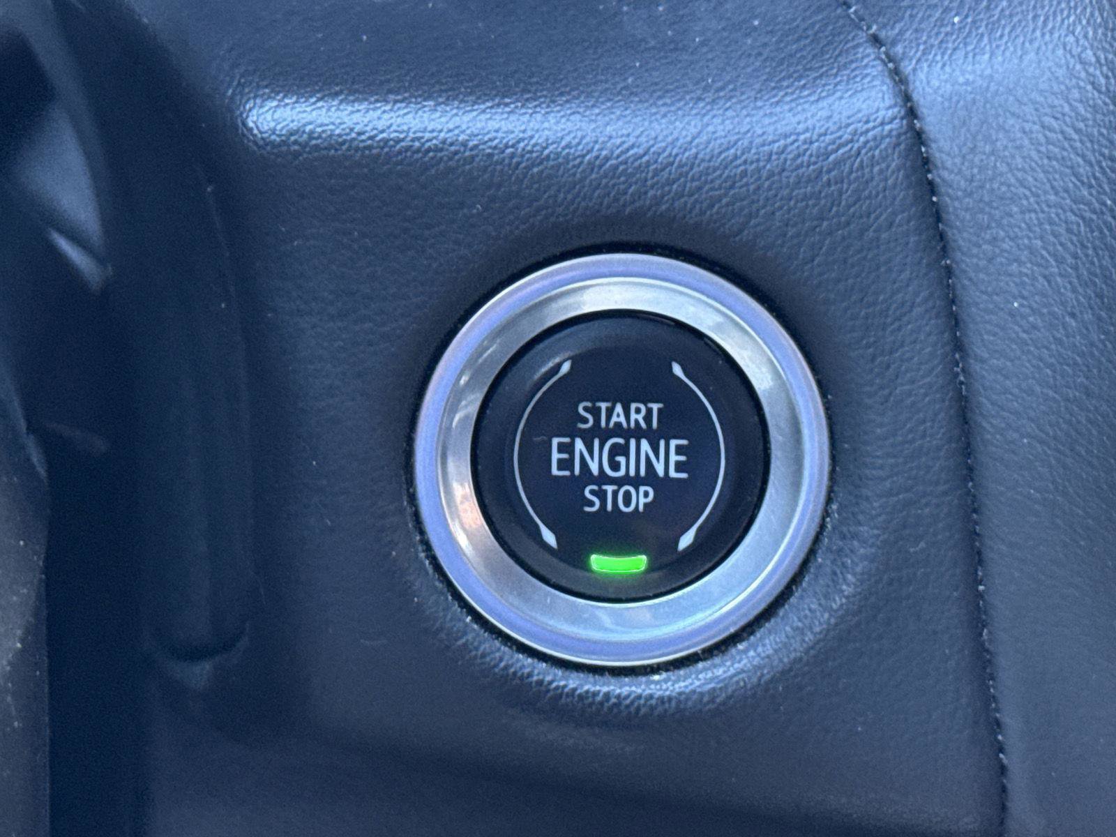 Used 2022 GMC Yukon SLE w/ Max Trailering Package image 18