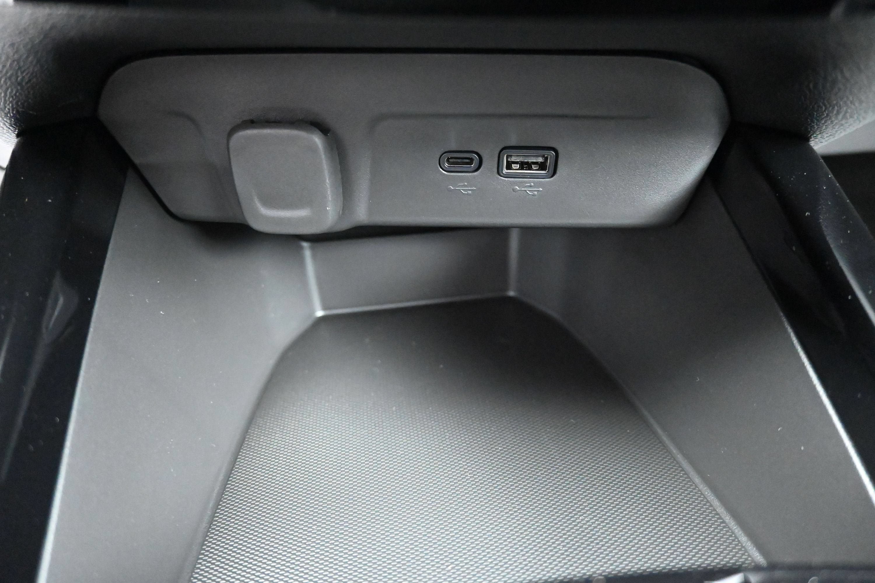 New 2026 Chevrolet Trax LT w/ Driver Confidence Package FWD image 21