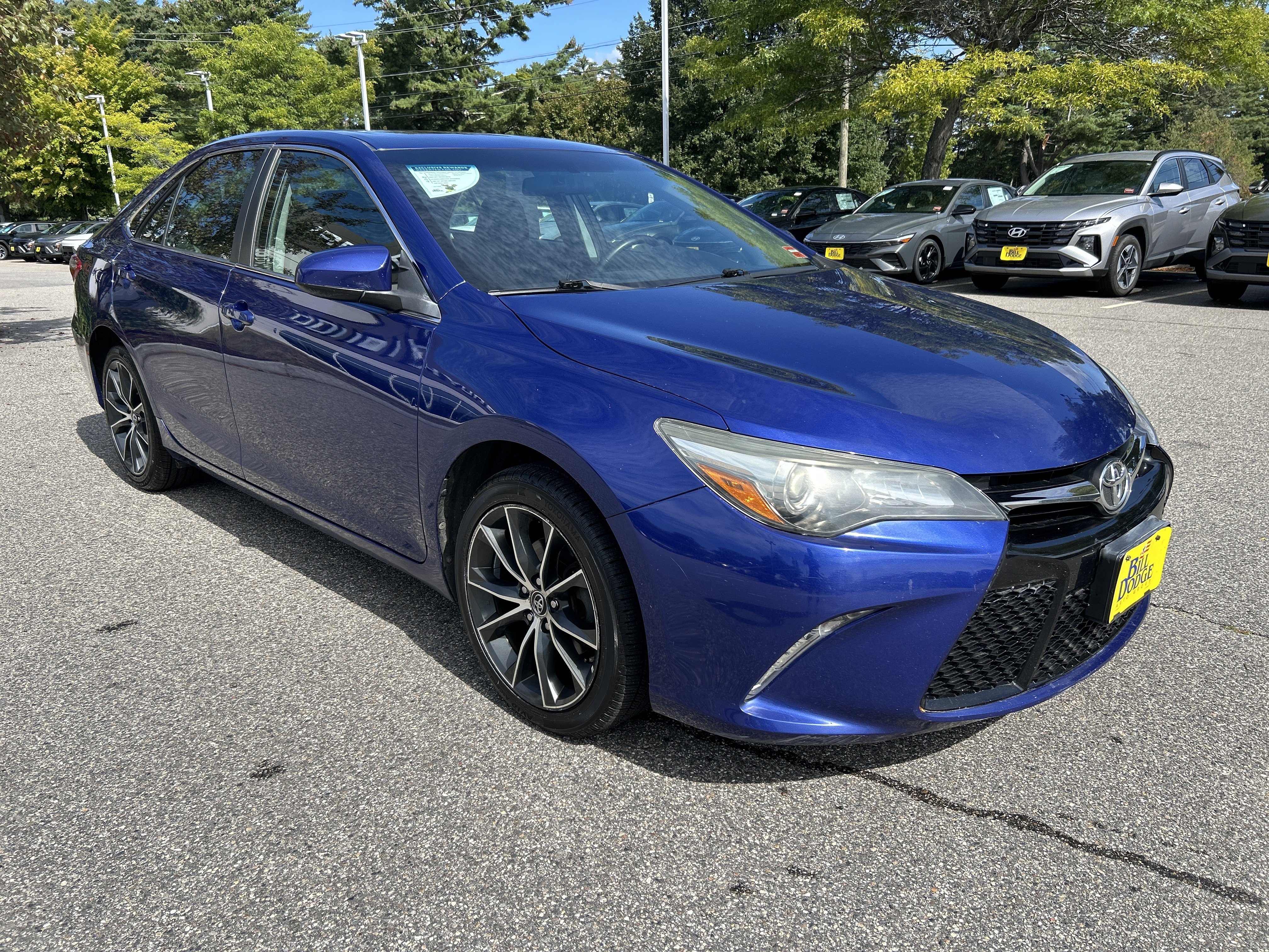 Used 2016 Toyota Camry XSE w/ Moonroof Package FWD image 3