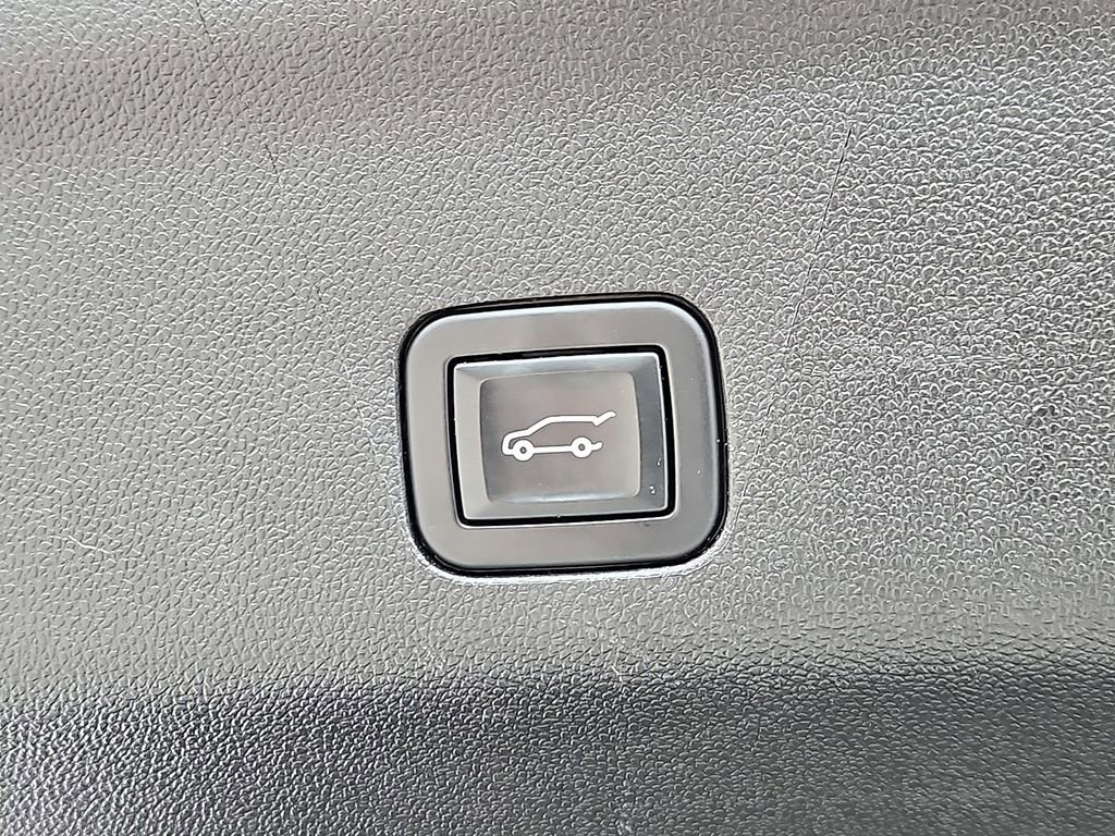 Used 2022 Chevrolet Tahoe High Country w/ Premium Package image 30