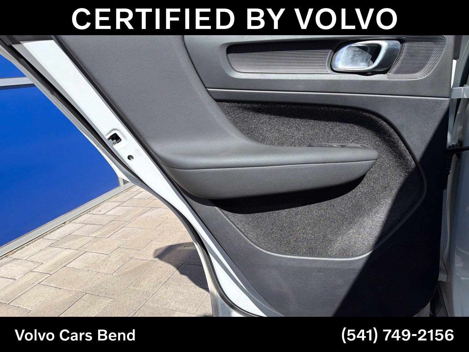 Certified 2026 Volvo XC40 B5 Plus AWD/4WD image 21