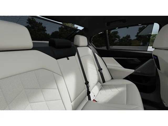 New 2026 BMW i5 w/ Executive Package AWD/4WD image 12