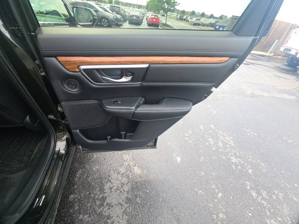 Used 2017 Honda CR-V EX-L image 31