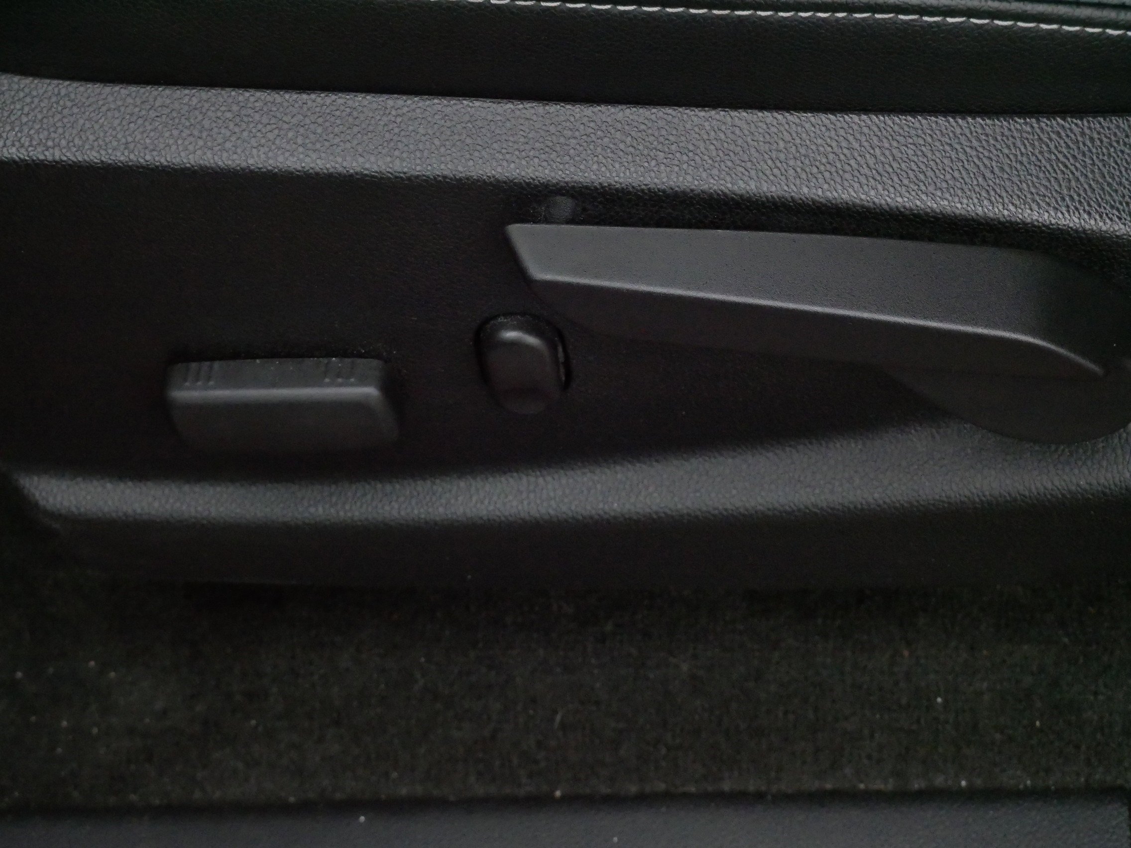 Used 2015 Chevrolet Colorado Z71 image 20