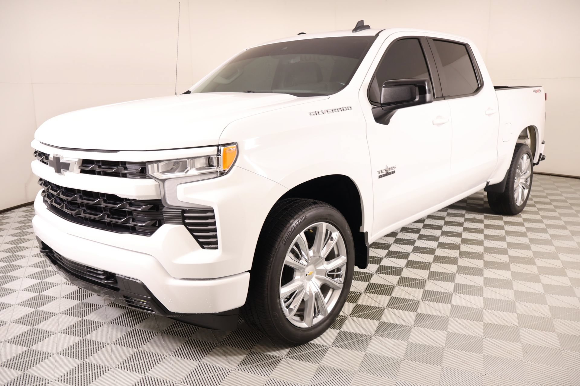 Used 2023 Chevrolet Silverado 1500 RST AWD/4WD image 11