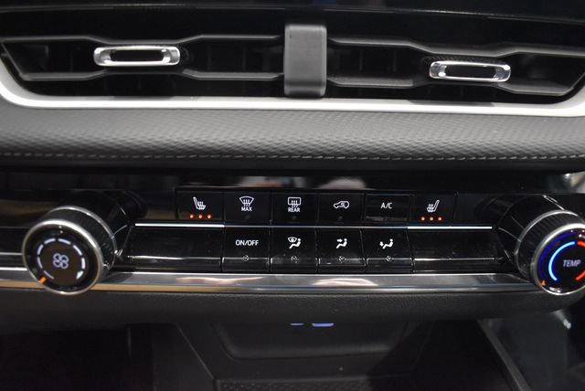 Used 2025 Chevrolet Equinox LT image 27