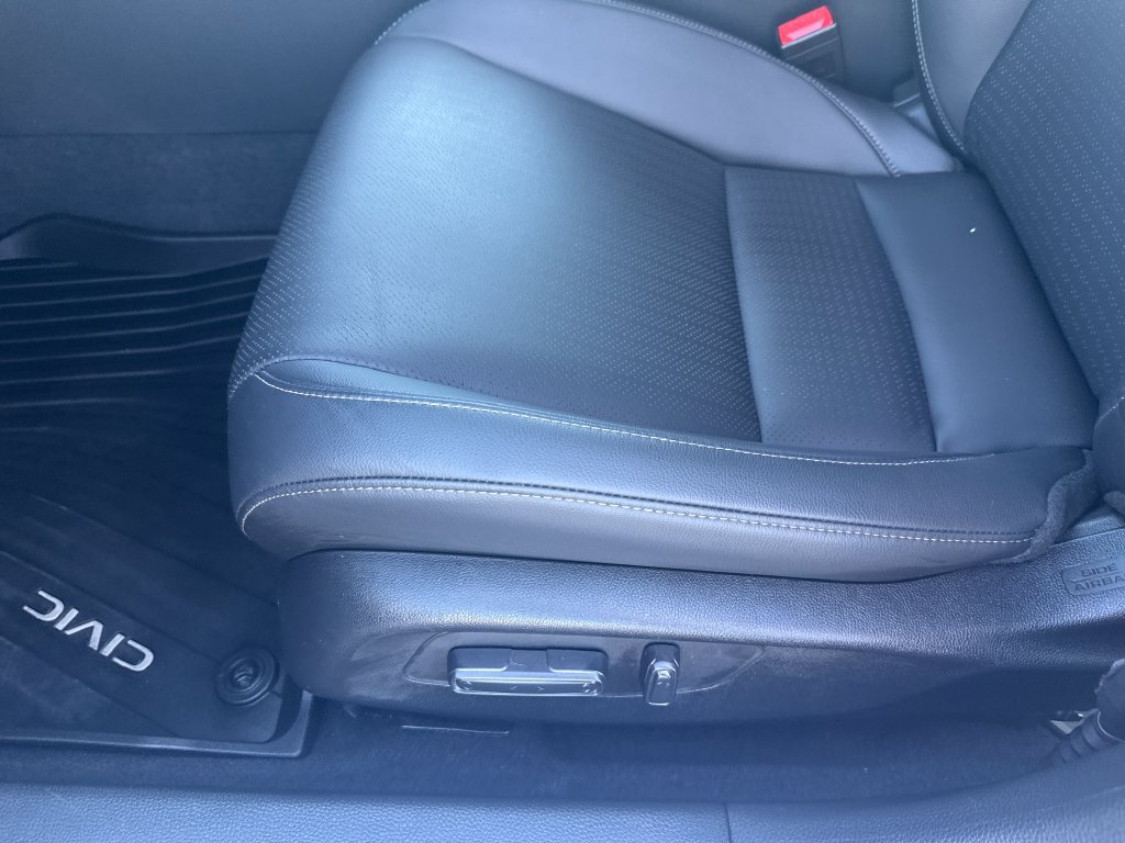 Certified 2024 Honda Civic Touring image 11