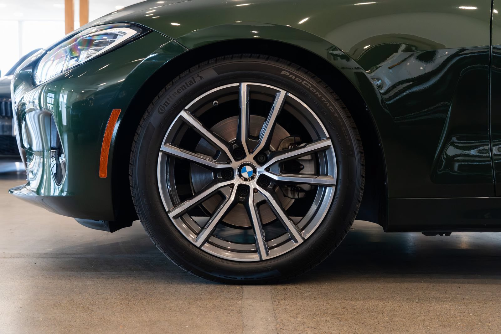 Used 2022 BMW 430i Coupe w/ Convenience Package RWD image 7