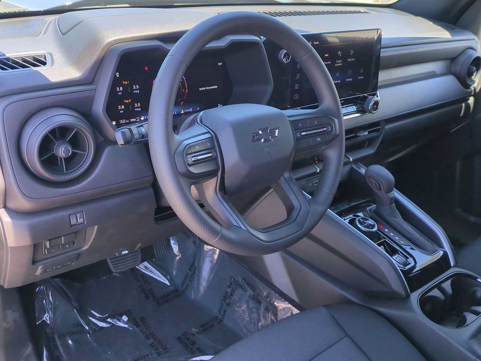 New 2026 Chevrolet Colorado Trail Boss w/ Midnight Edition AWD/4WD image 12