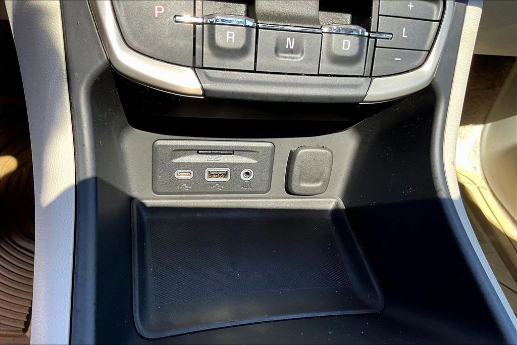 Used 2024 GMC Terrain Denali image 18