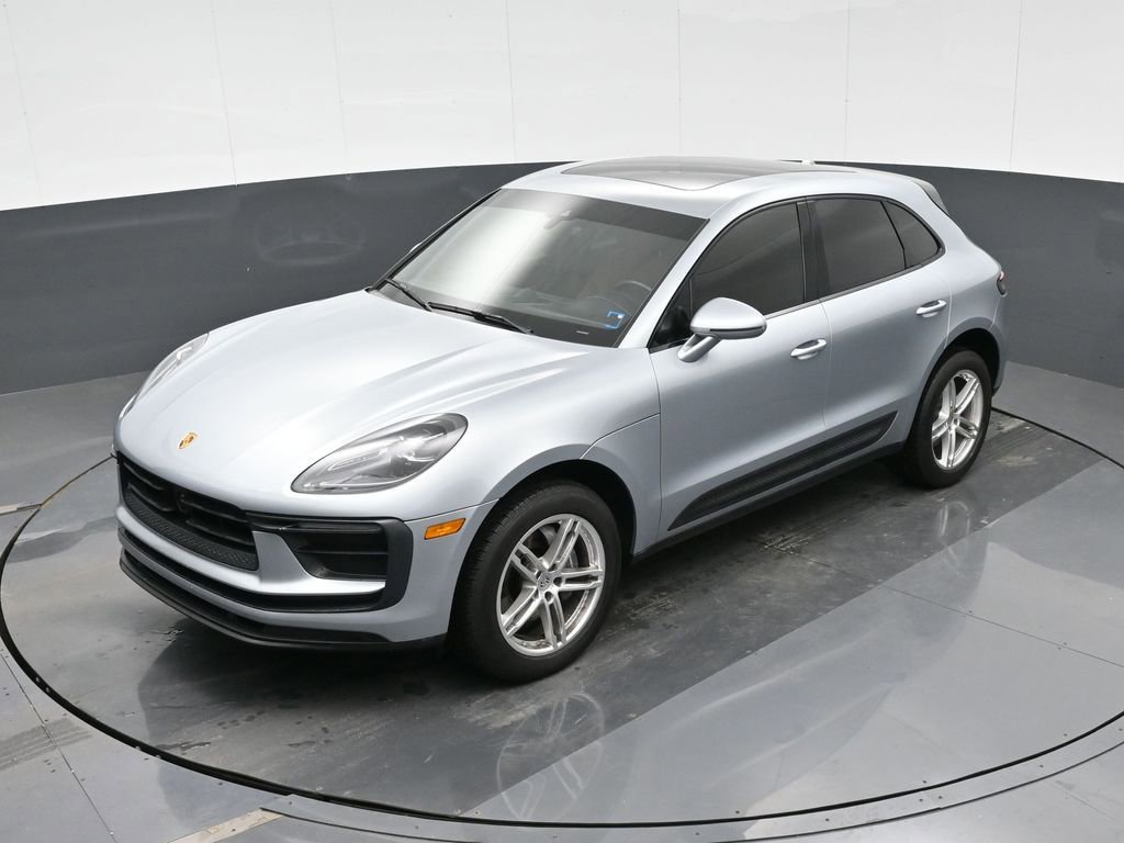Certified 2022 Porsche Macan image 26