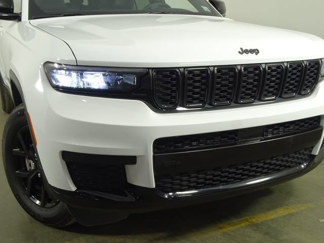 Used 2024 Jeep Grand Cherokee L Laredo image 37