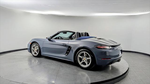 Used 2017 Porsche 718 Boxster image 4