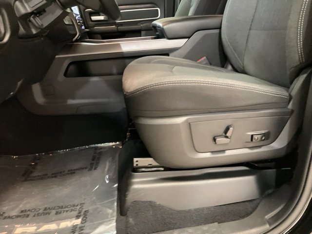 Used 2023 RAM 2500 Big Horn w/ Night Edition image 10