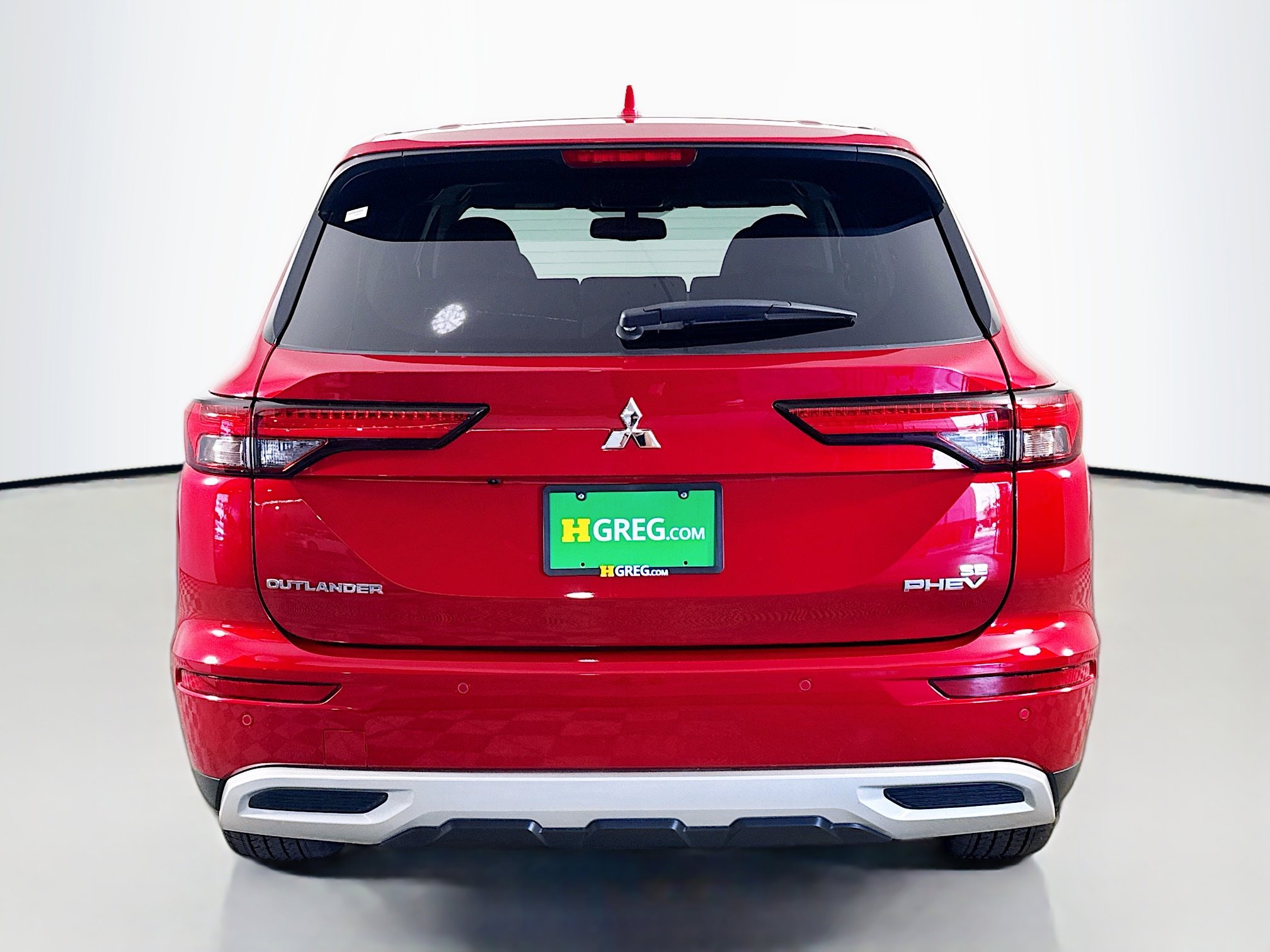 Used 2024 Mitsubishi Outlander SE image 8