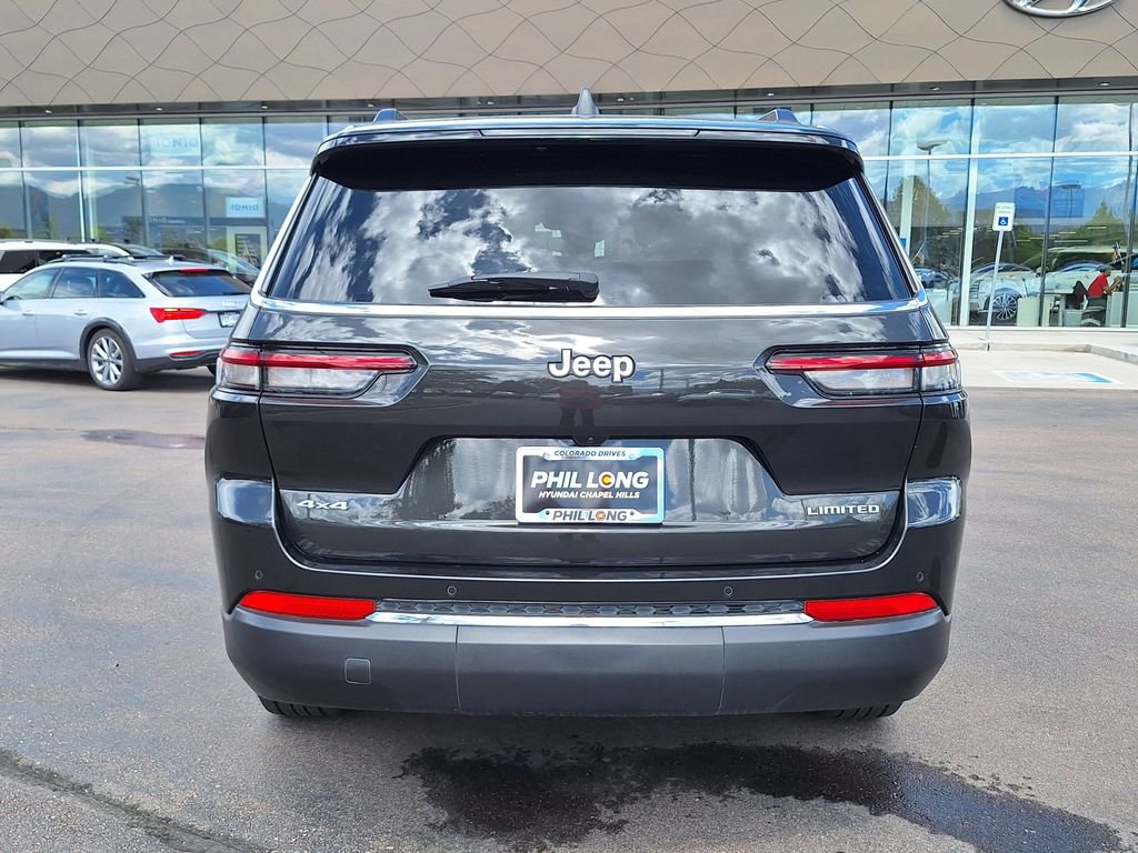 Used 2024 Jeep Grand Cherokee L Limited AWD/4WD image 4