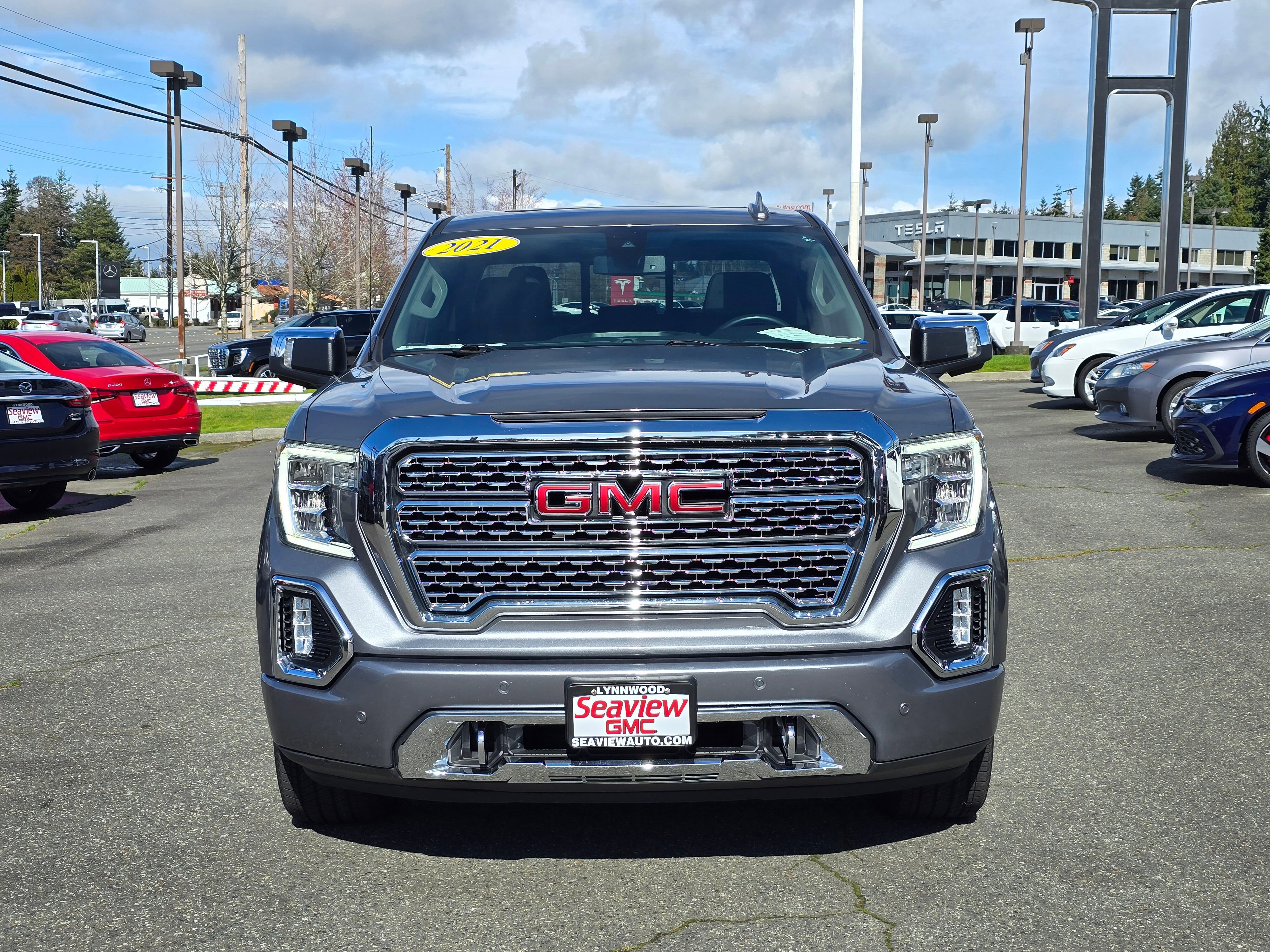 Used 2021 GMC Sierra 1500 Denali w/ Driver Alert Package II image 2