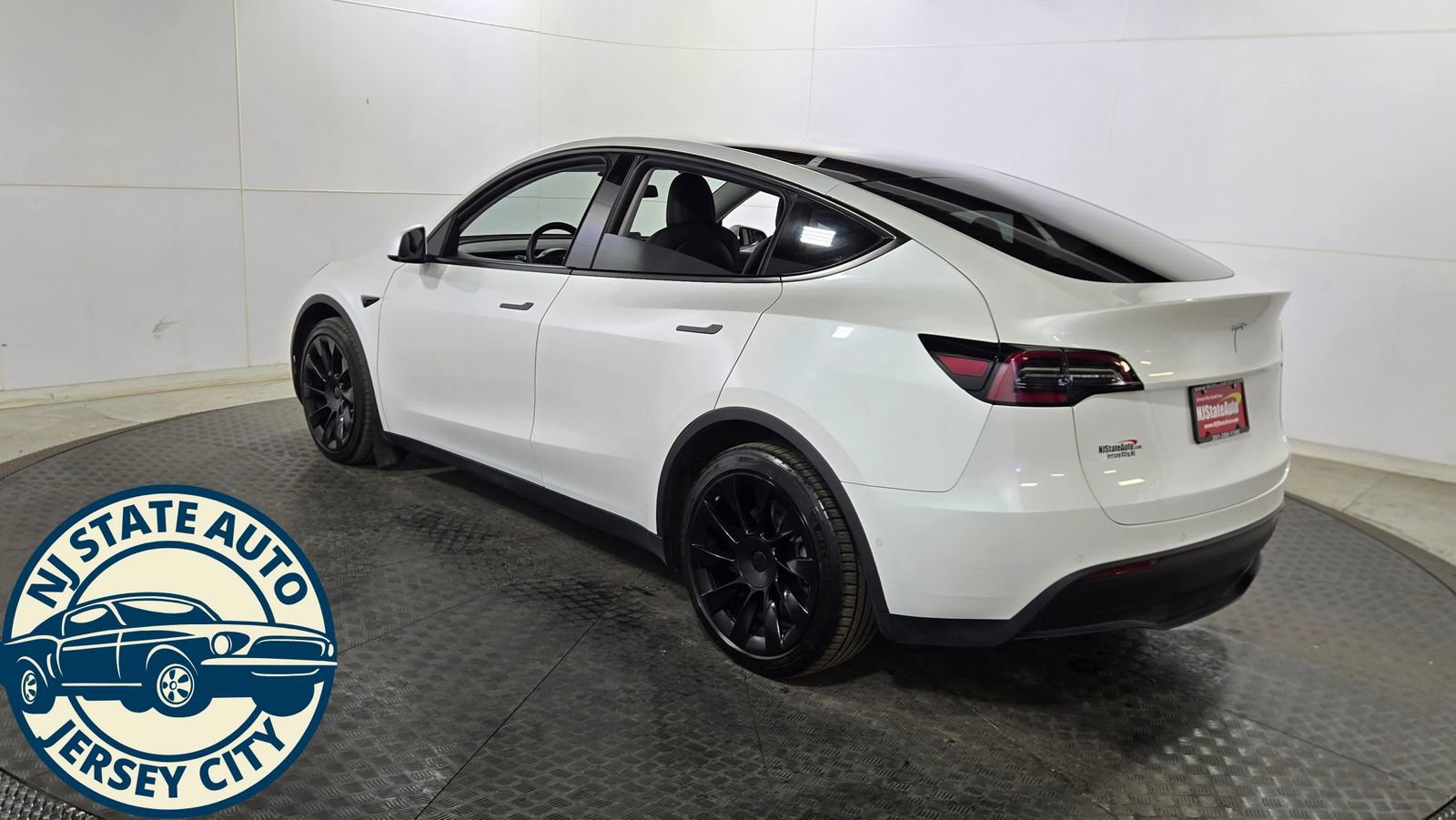 Used 2020 Tesla Model Y Performance image 6