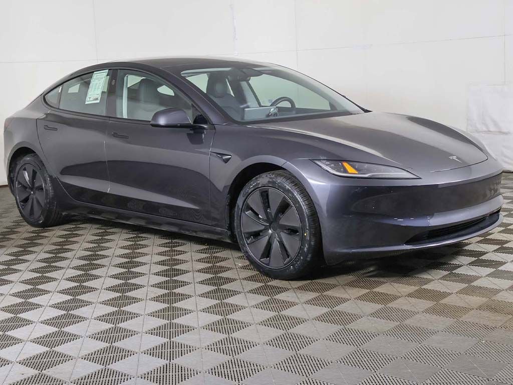 Used 2025 Tesla Model 3 Long Range RWD image 50