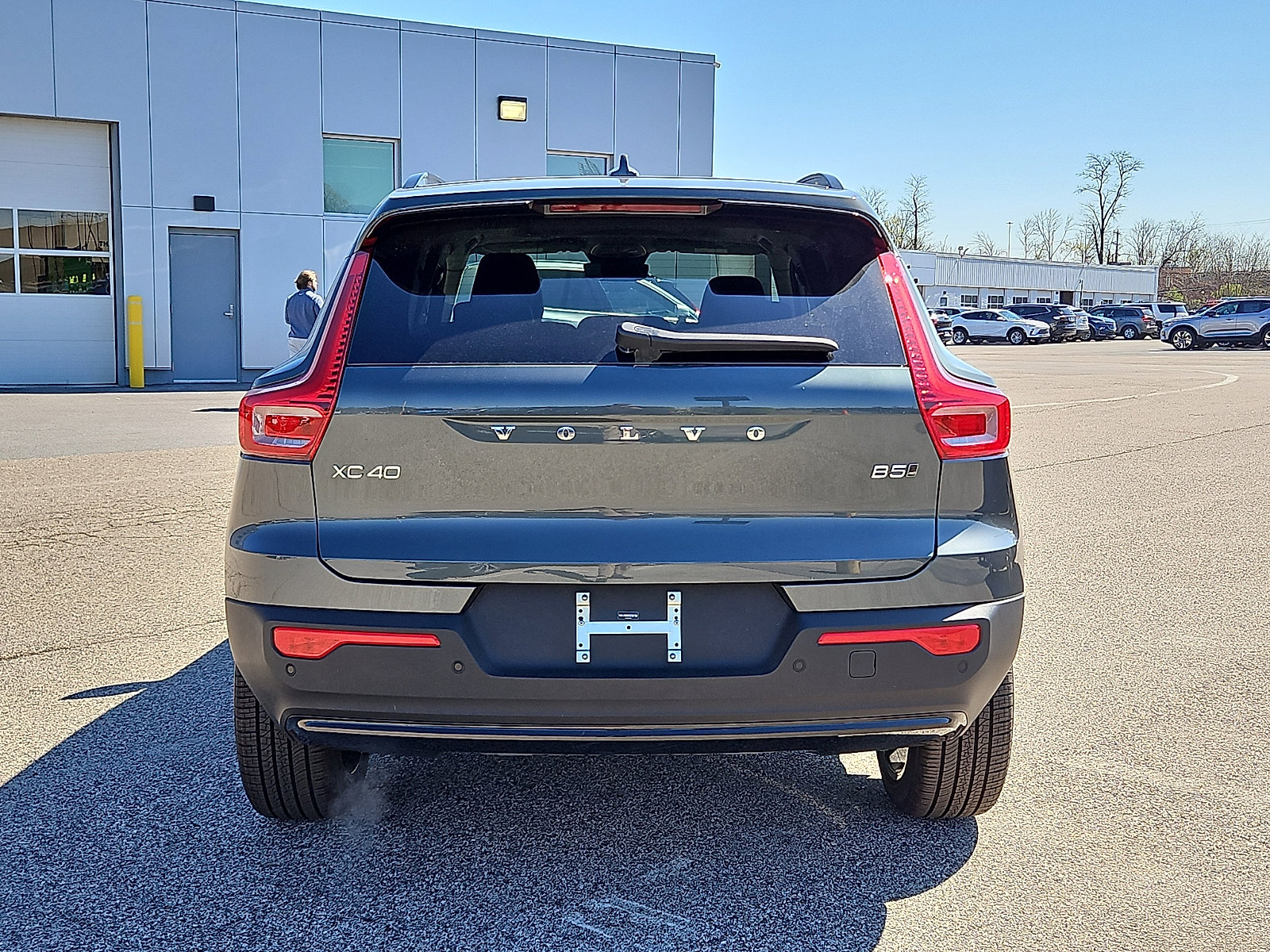 New 2026 Volvo XC40 B5 Ultra w/ Climate Package AWD/4WD image 5