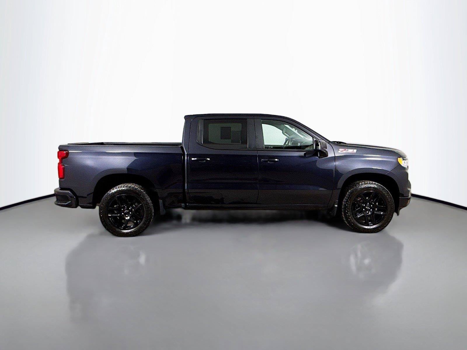 Used 2022 Chevrolet Silverado 1500 RST AWD/4WD image 8