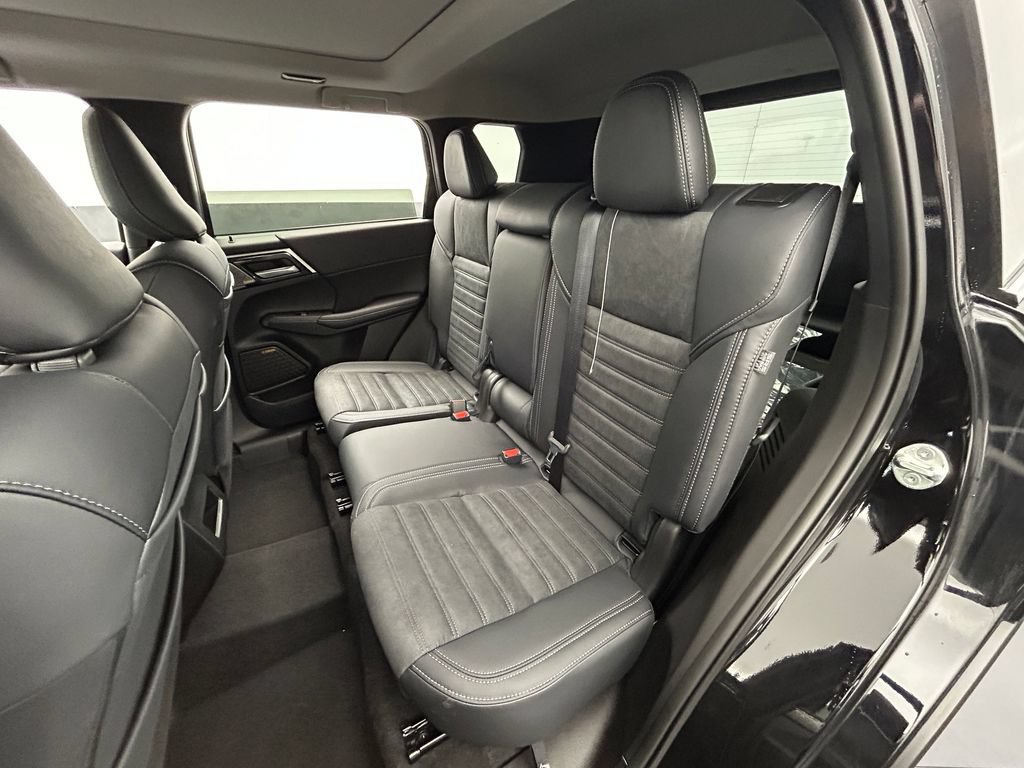 New 2026 Mitsubishi Outlander SE FWD image 26