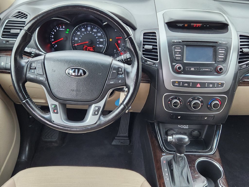 Used 2014 Kia Sorento LX AWD/4WD image 25