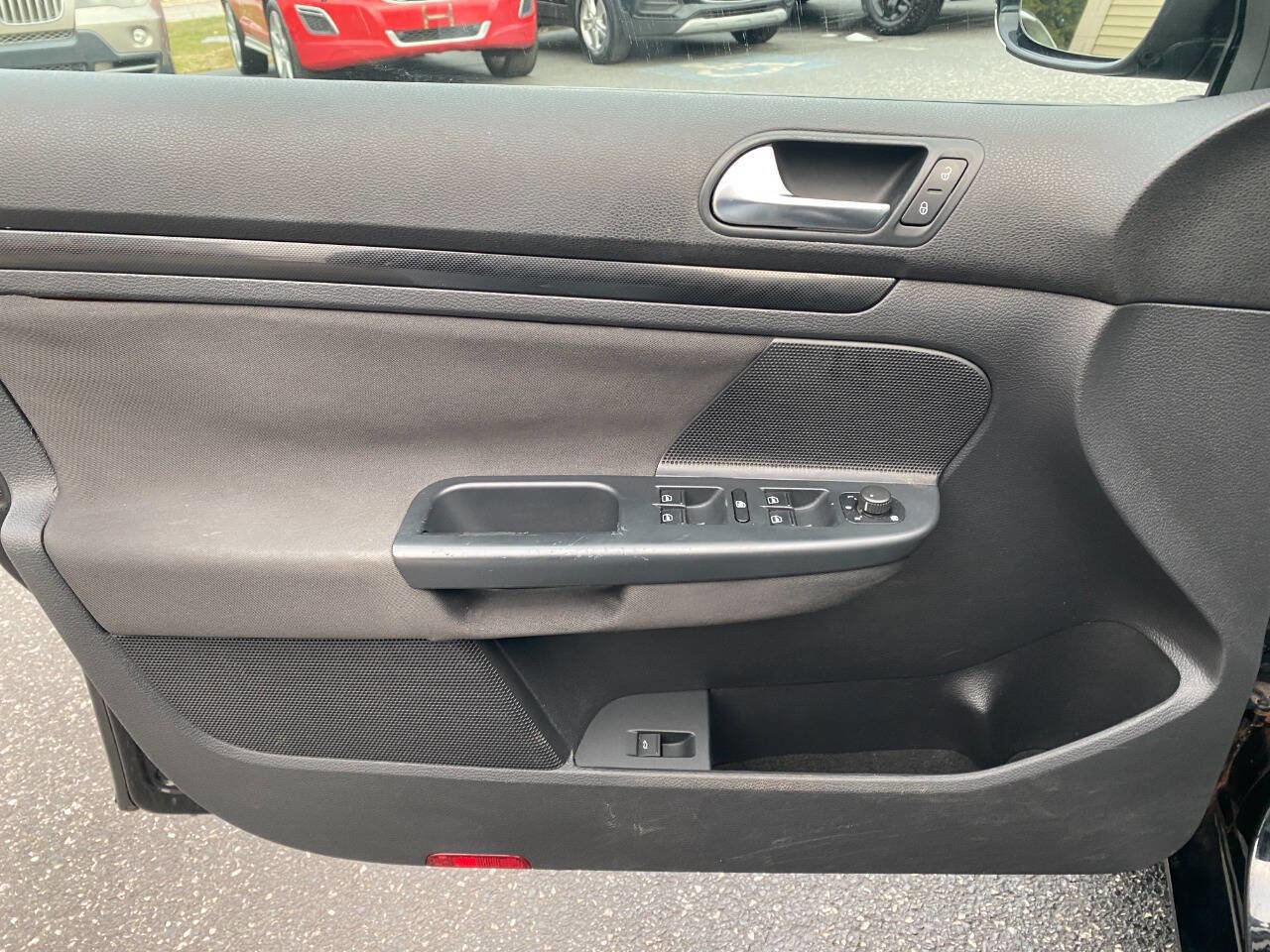 Used 2012 Volkswagen Jetta S image 11