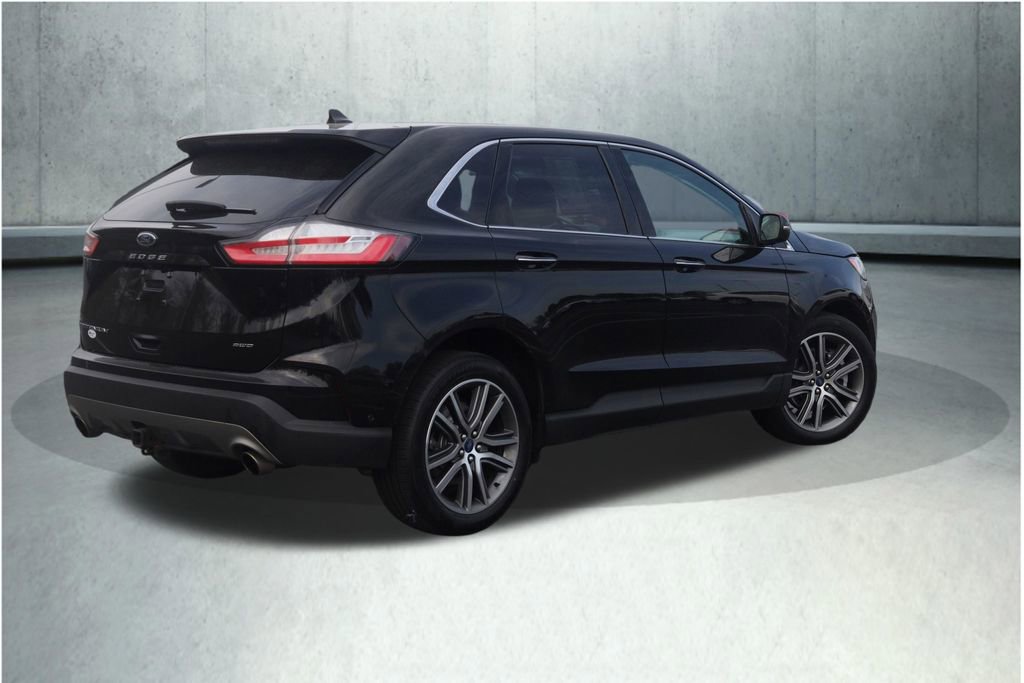 Used 2021 Ford Edge Titanium w/ Equipment Group 301A AWD/4WD image 12