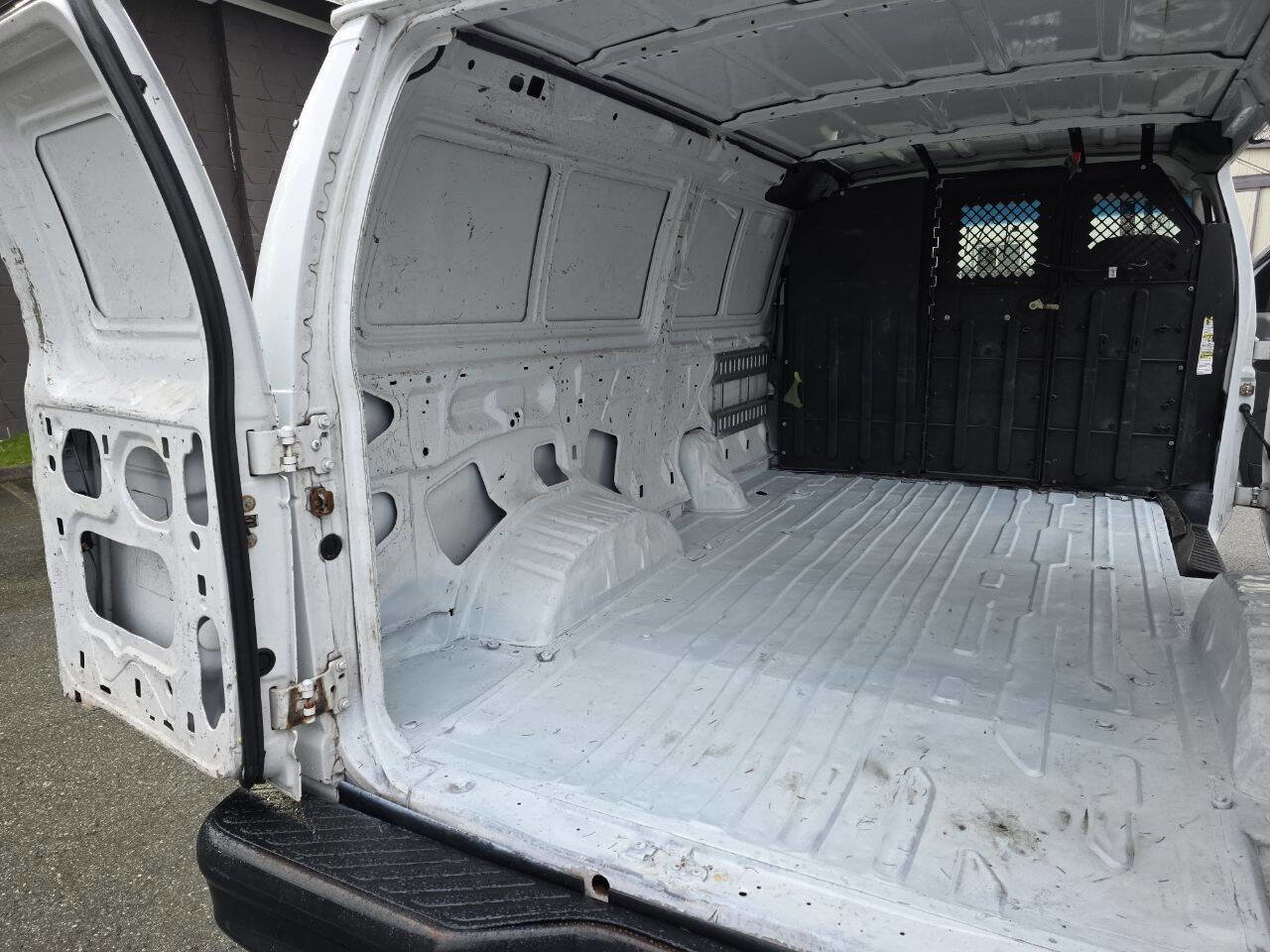 Used 2008 Ford E-150 and Econoline 150 image 51