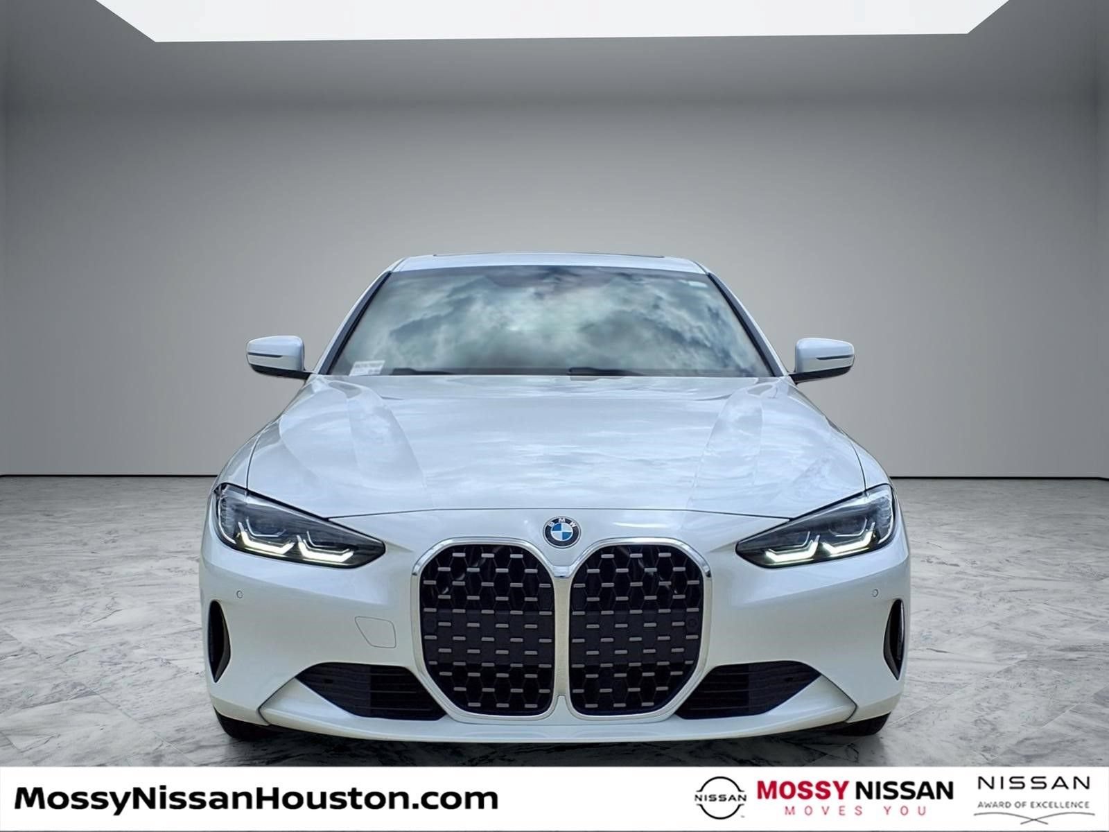 Used 2021 BMW 430i Coupe w/ Convenience Package RWD image 3