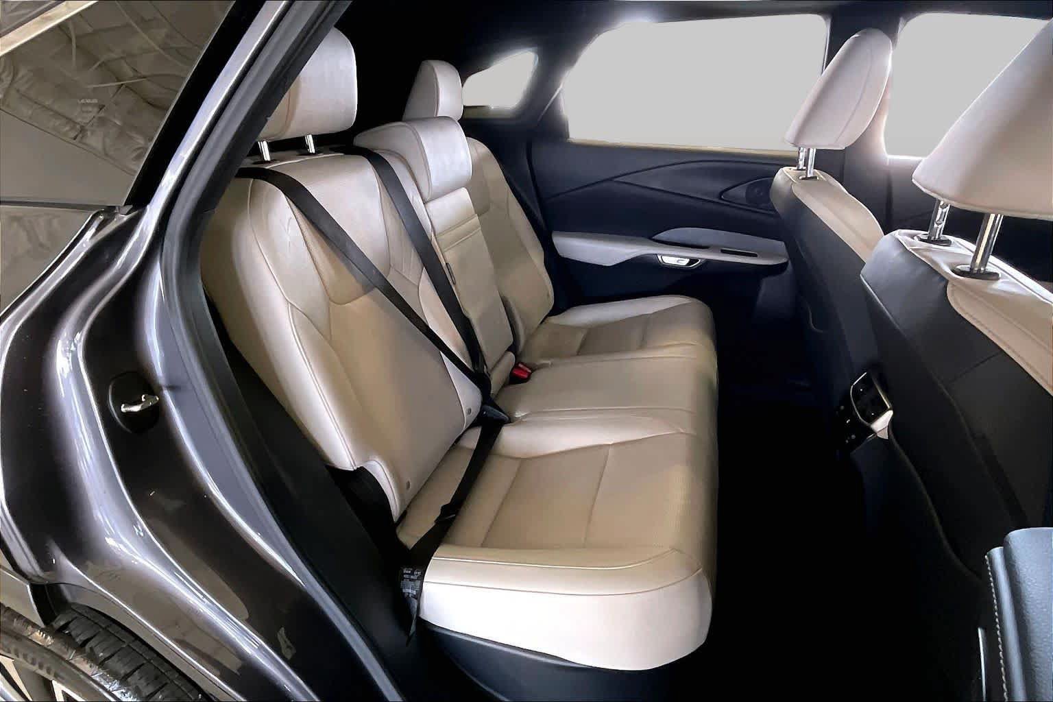 Used 2024 Lexus RX 350 Premium Plus w/ Accessory Package (Z1) FWD image 18