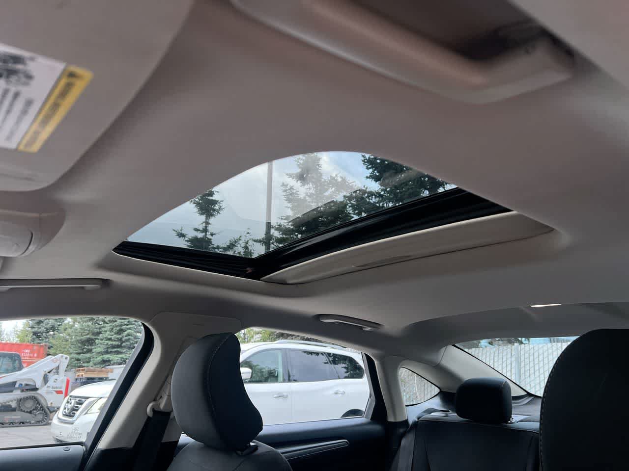 Used 2019 Ford Fusion SE AWD/4WD image 22