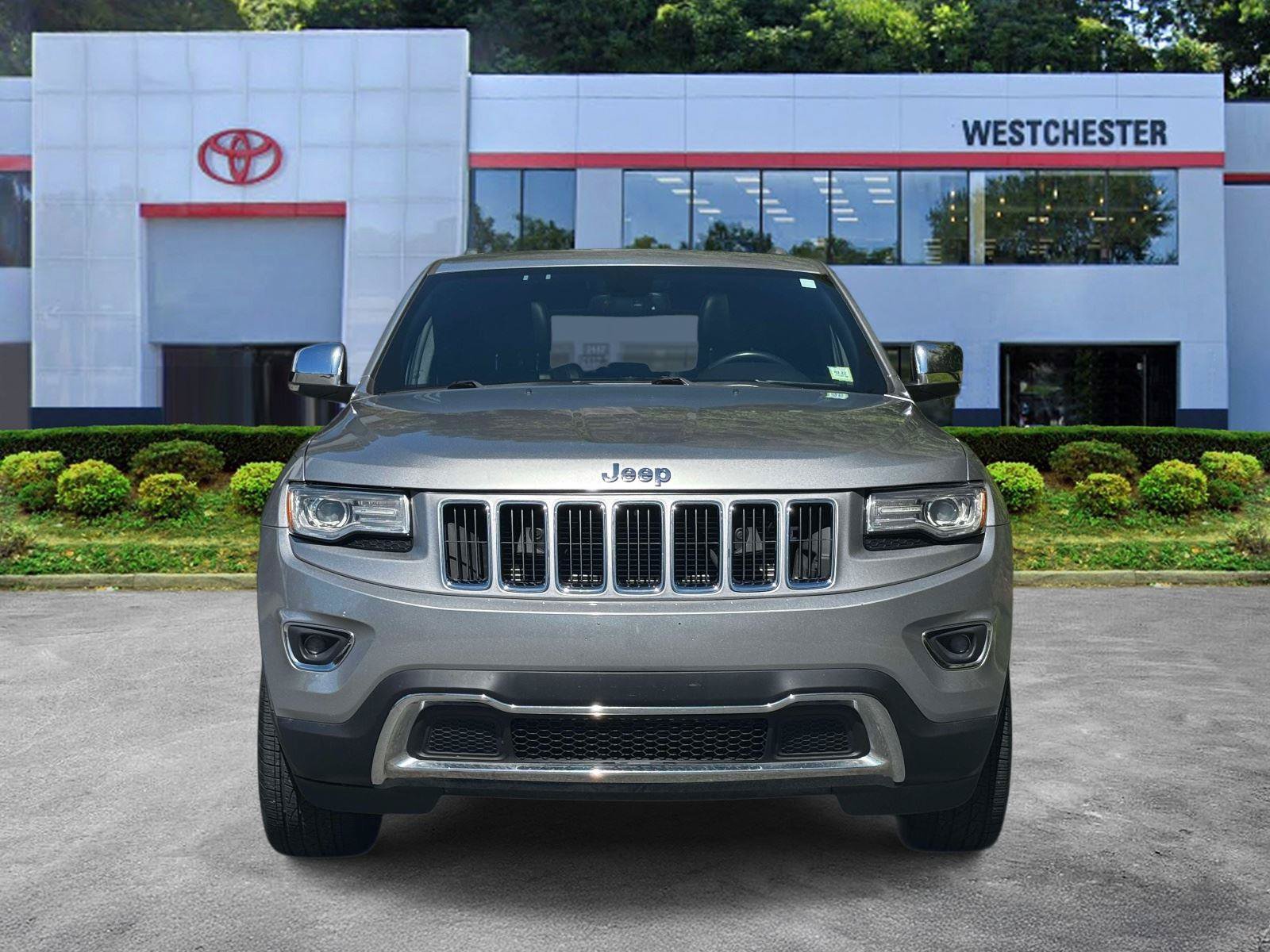Used 2015 Jeep Grand Cherokee Limited w/ Luxury Group II AWD/4WD image 2