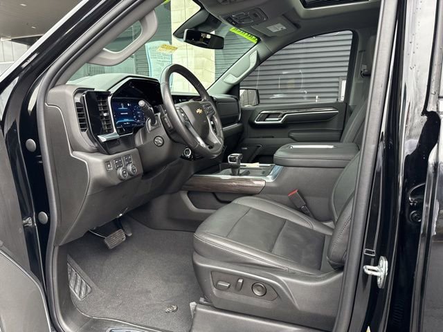 Used 2022 Chevrolet Silverado 1500 LTZ image 13