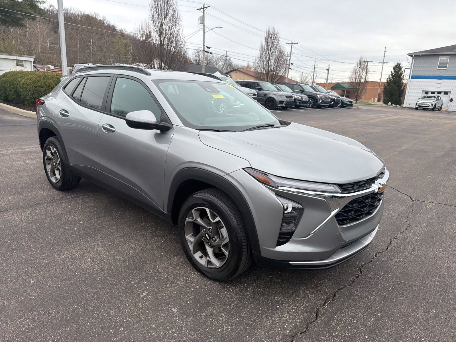 Used 2024 Chevrolet Trax LT w/ Driver Confidence Package image 7