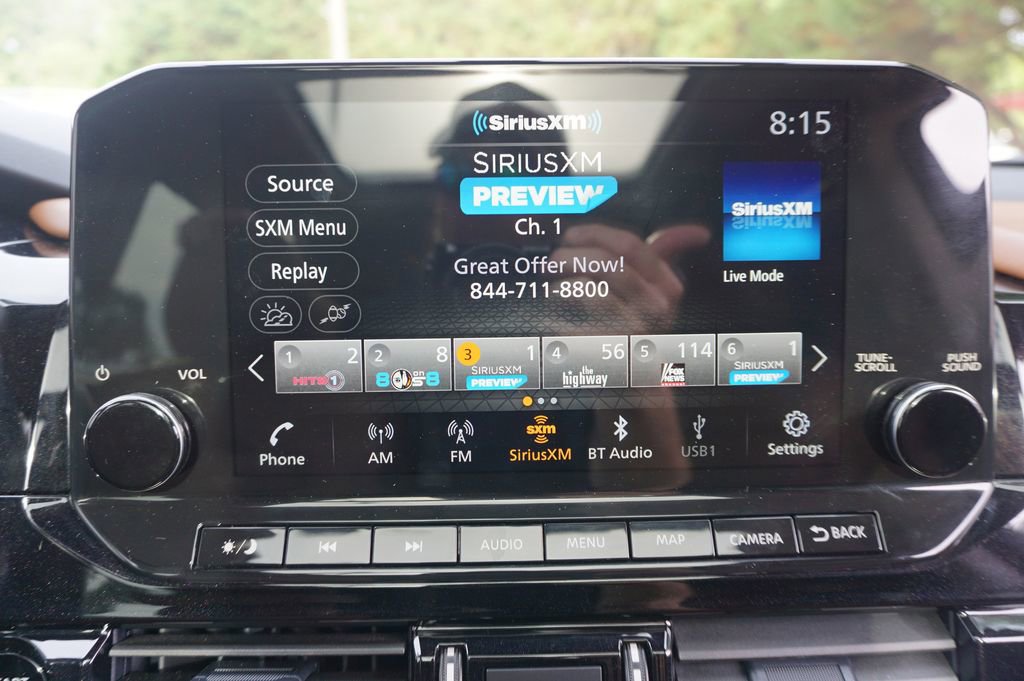 Used 2025 Nissan Pathfinder Platinum FWD image 12