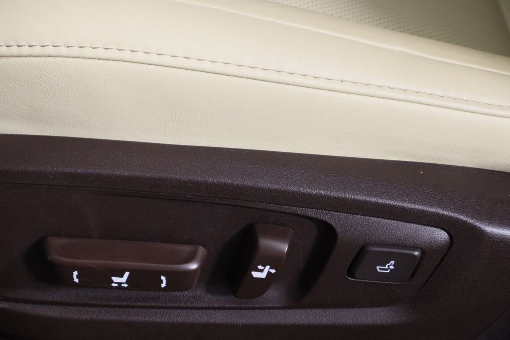 Used 2018 Lexus ES 350 w/ Navigation System Package image 24