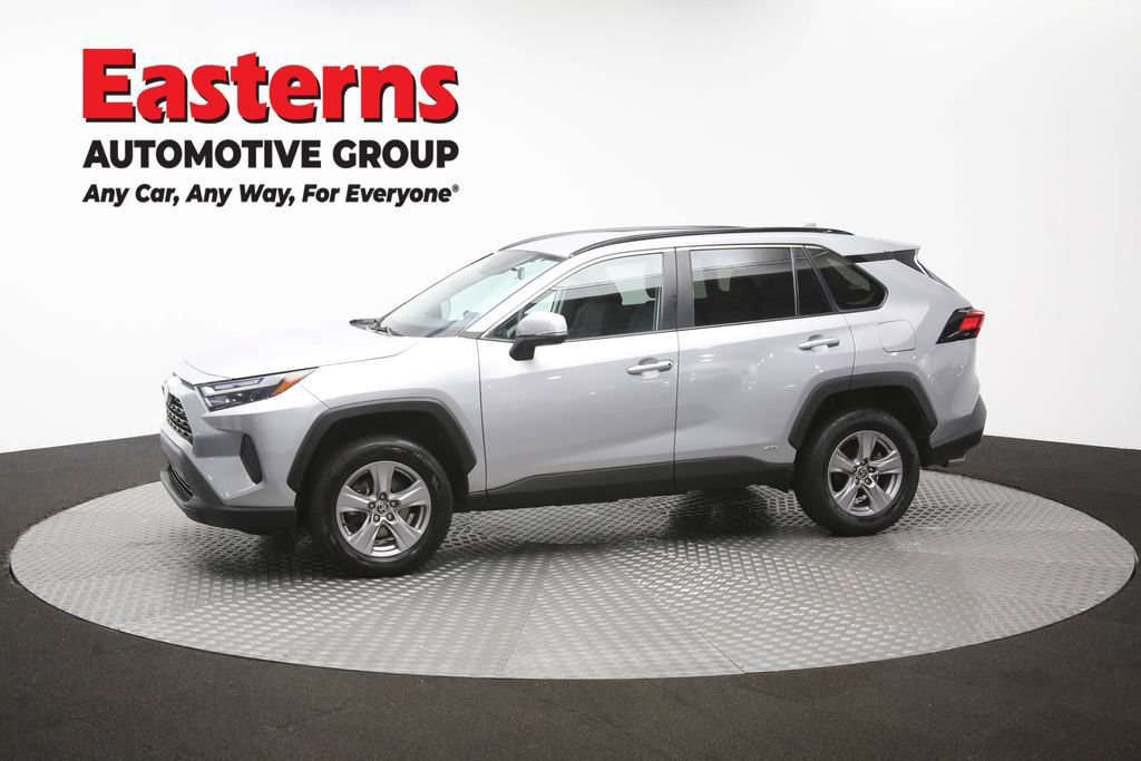 Used 2024 Toyota RAV4 XLE AWD/4WD image 56