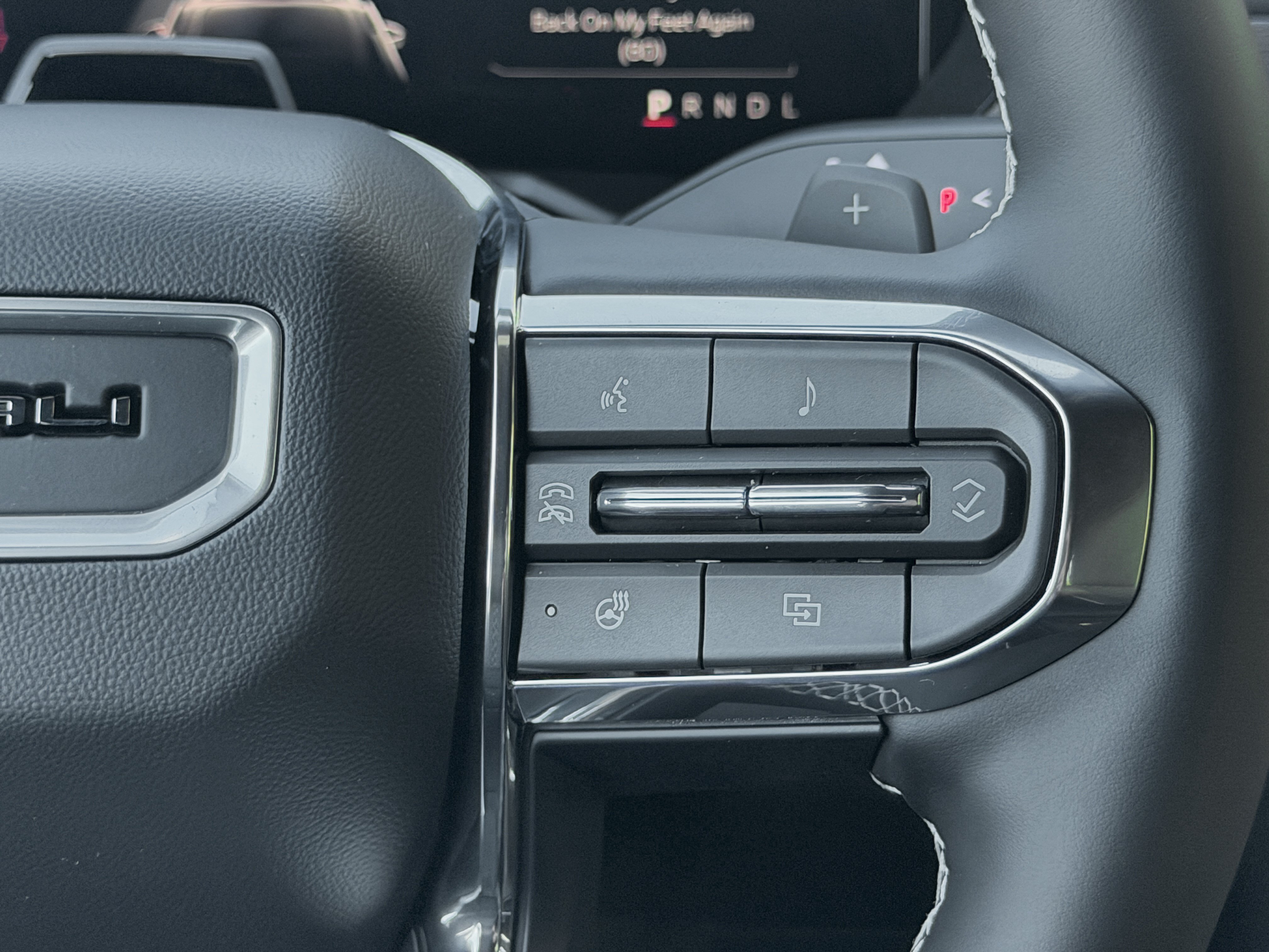 New 2026 GMC Acadia Denali w/ Super Cruise Package FWD image 33