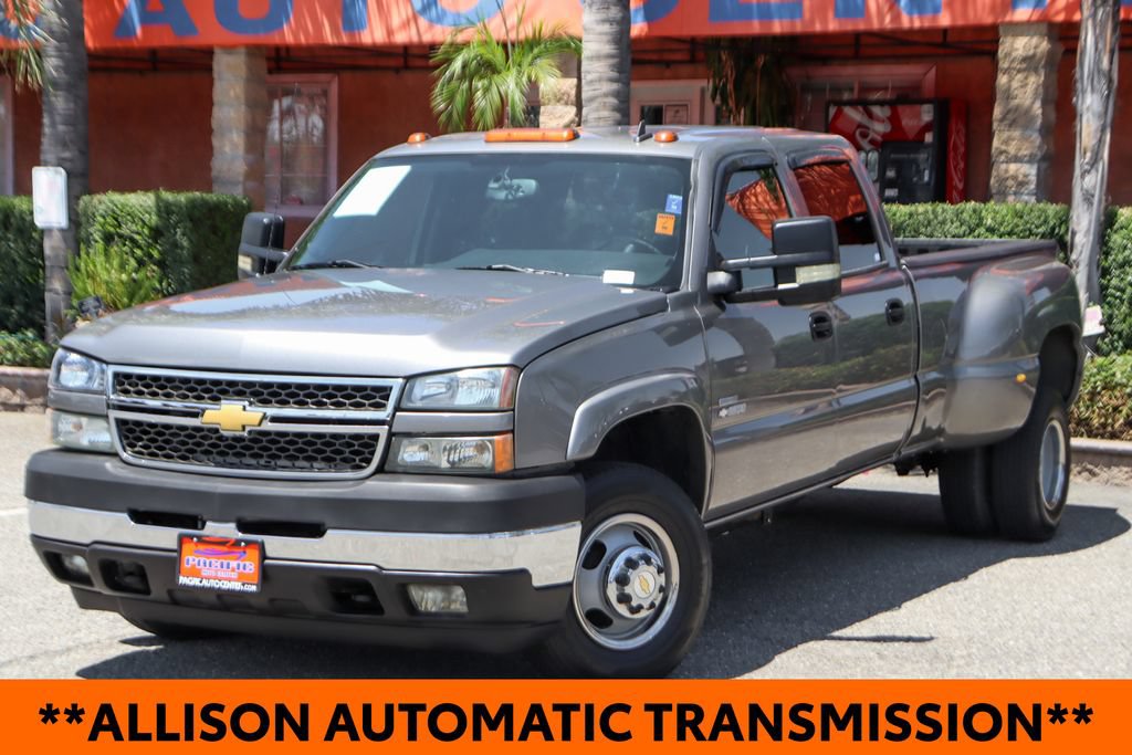 Used 2006 Chevrolet Silverado 3500 LT w/ Heavy-Duty Power Package RWD image 4