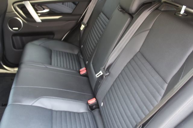 Used 2024 Land Rover Discovery Sport S image 5