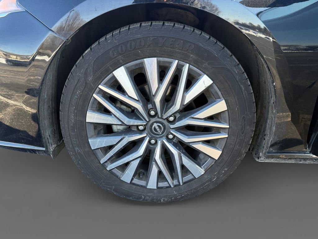 Used 2023 Nissan Altima 2.5 SV image 13